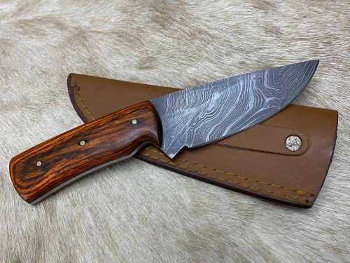Damascus Knife - Hand Crafted  !!AWSOME KNIFE!!